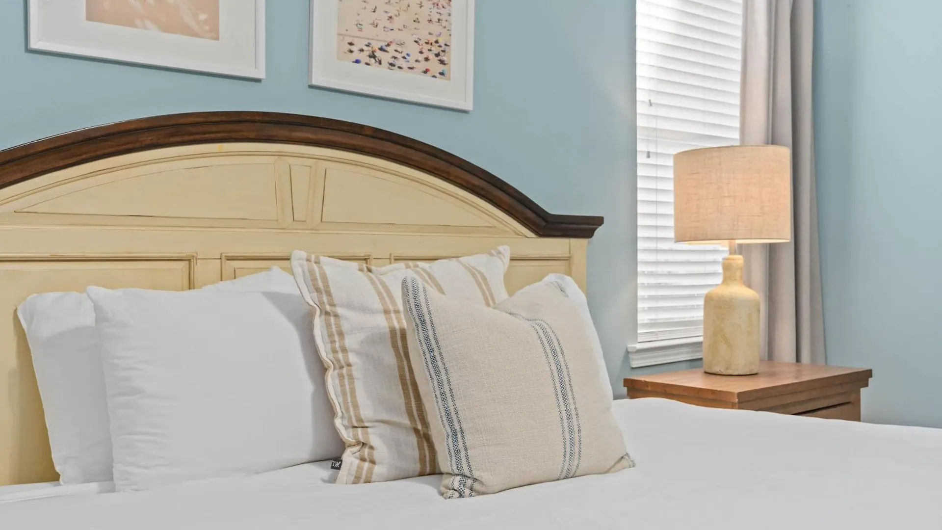 Coral By Avantstay Gorgeous Three Story Home W Two Balconies Destin 0*,  United States